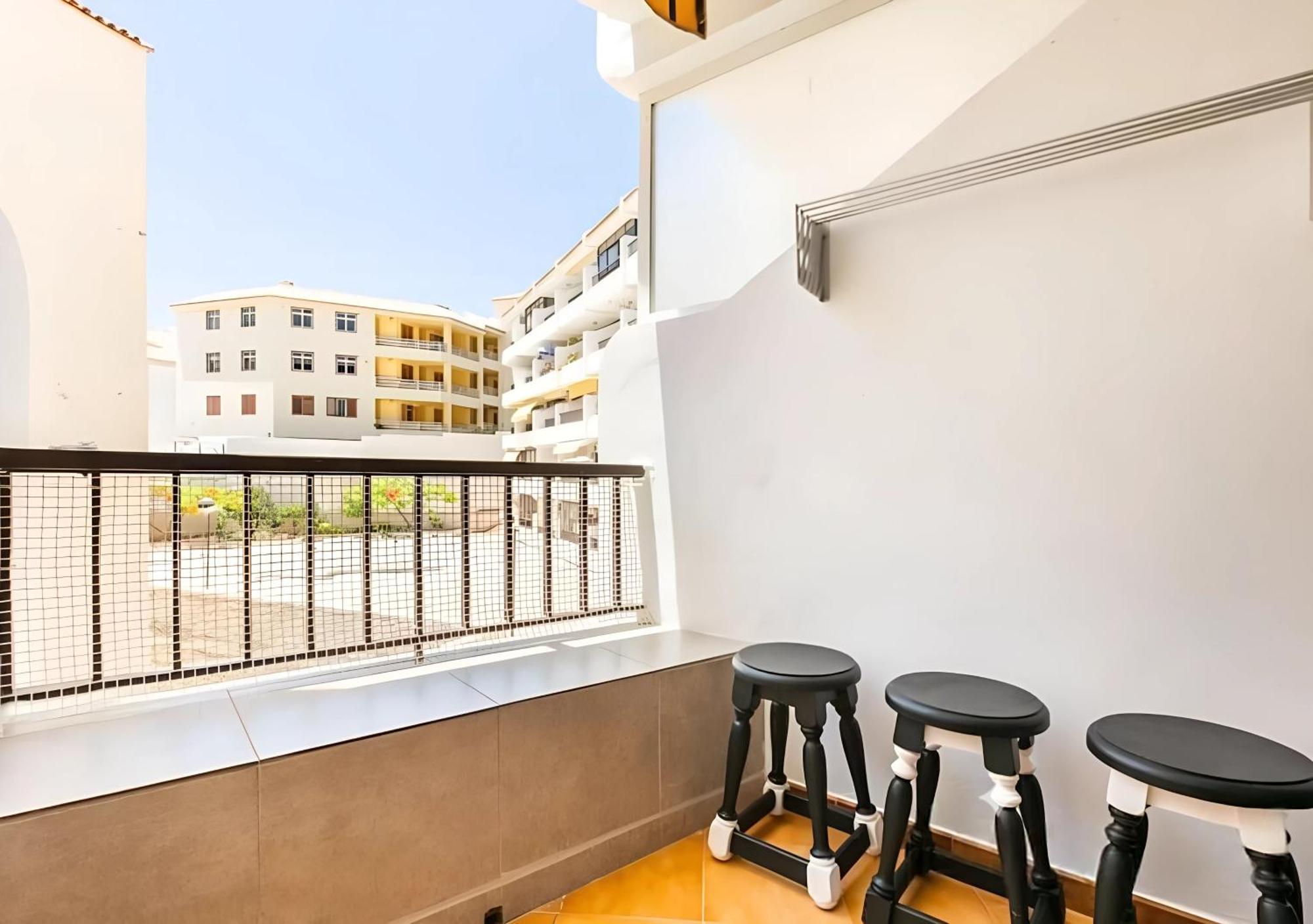 Cosy Apartment In Los Cristianos 5Min To The Ocean ภายนอก รูปภาพ